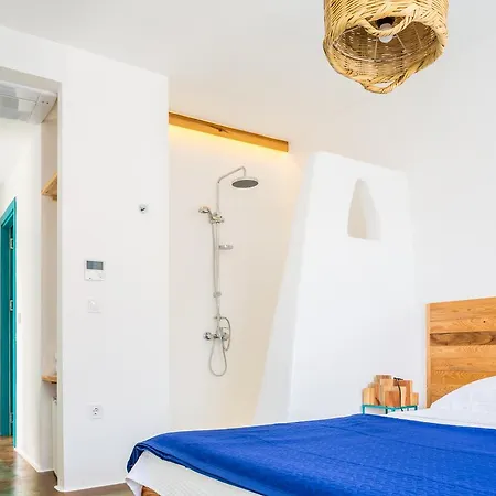 Iki Ev Hotel